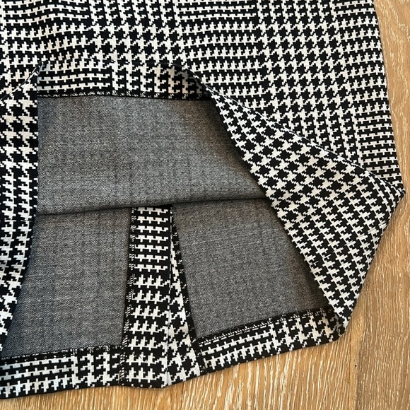 Talbots Houndstooth Skirt - Picture 3 of 7
